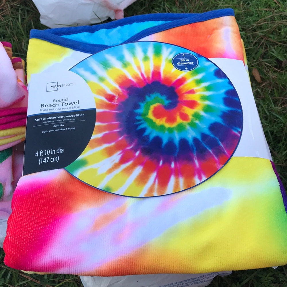 Round beach towel 58” diameter